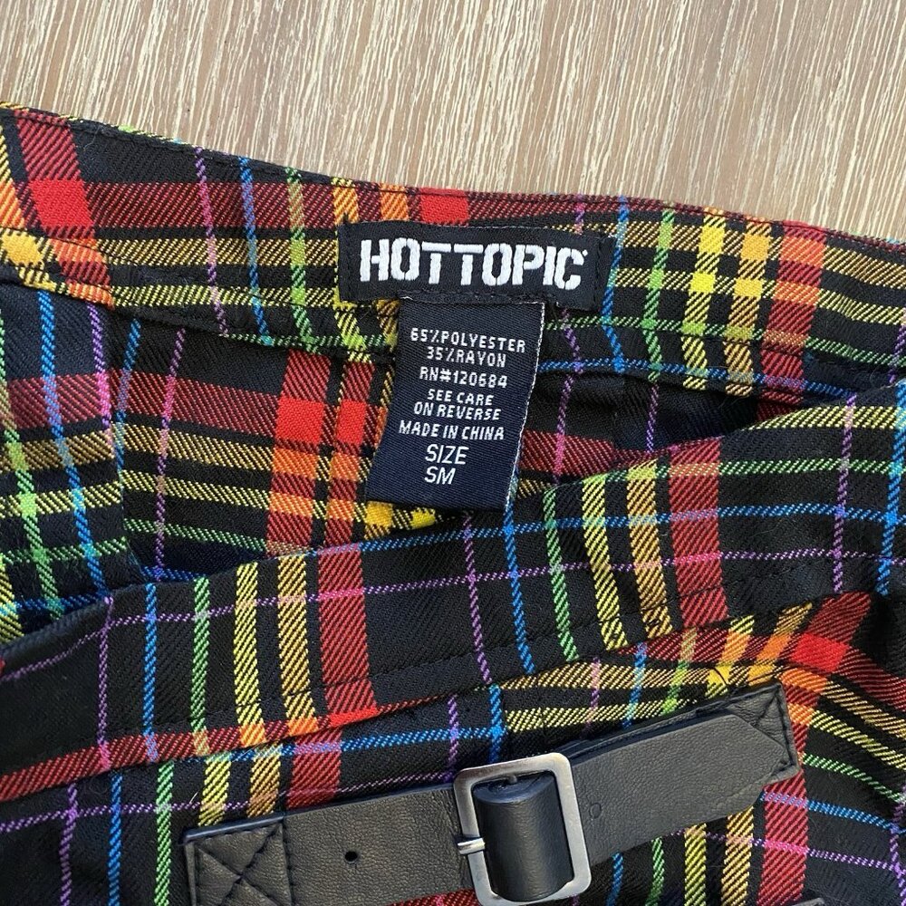 Hot Topic Rainbow Plaid Double Buckle Pleated Skirt Kilt Goth Punk Academia Sz S - Picture 3 of 6